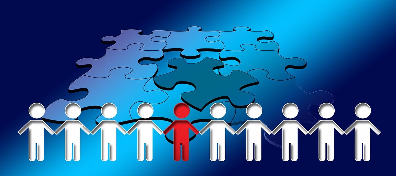 代工思维拖垮零售?工厂拼多多 C 端服务意识培养方案全解析:从制造到"智造"的破局之道